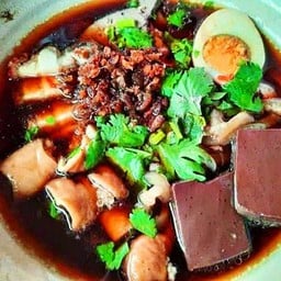 ก๋วยจั๊บน้ำข้น By..ลูกจ้างเมีย