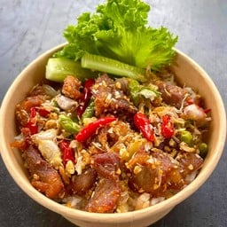 ข้าวด้งหมูทอดพริกกระเทียม