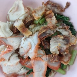บะหมี่หมูแดง+หมูกรอบ