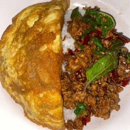 กะเพราบ้านฉันเอง