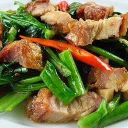 ผัดเผ็ด ณ บ้านคุณแม่ อุดมสุข 43