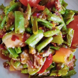 Fermented Fish with Peanuts