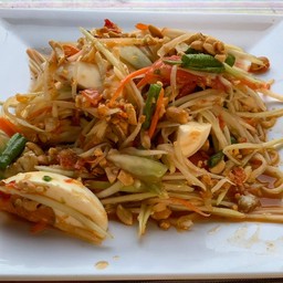 ส้มตำไทย ไข่เค็ม