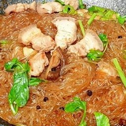 อบวุ้นเส้นหรรษา