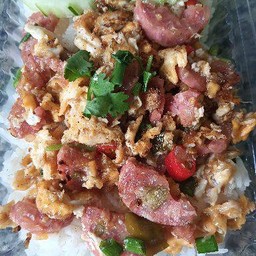 ข้าวแหนมผัดไข่