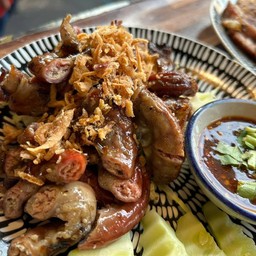 ข้้าวไส้ย่าง พิเศษ