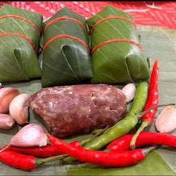 แหนมเนื้อ ใบตอง (ดิบ)