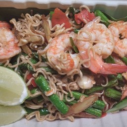 มาม่าผัดขี้เมากุ้ง