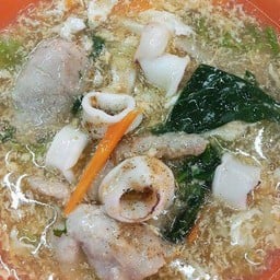 ราดหน้ารวมมิตร