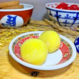 โมจิบัวลอยไข่เค็มคัสตาร์ด 1 ลูก