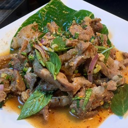 นำ้ตกหมู