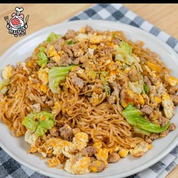 ผัดมาม่าไก่