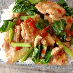 คะน้าหมูชิ้น