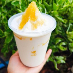 มะพร้าวปั่นนมสด น้ำผึ้ง