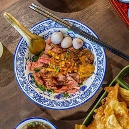 D18. แซ่บแห้งวากิวทองสมิทธ์