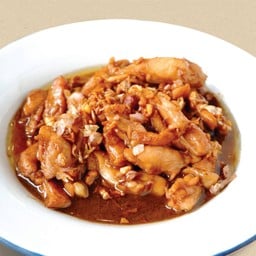 ไก่กระเทียม