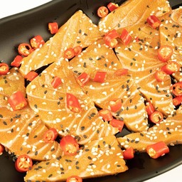 (กระปุกใหญ่) แซลมอนดองซีอิ๊วเกาหลี ชิ้นใหญ่ น้ำจิ้มซีฟู๊ดรสเด็ด -แถมวาซาบิ เพื่อเพิ่มความแซ่บ