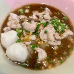 ก๋วยเตี๋ยวหมูน้ำตก ธรรมดา