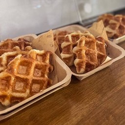 ครอฟเฟิลน้ำตาลคาราเมล ( 3ชิ้น )