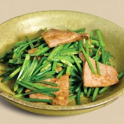 กุยช่ายผัดตับ