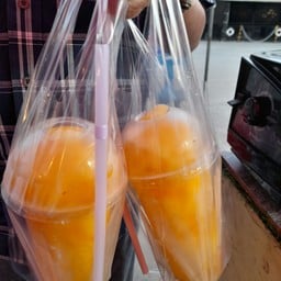 น้ำผลไม้ปั่นโชแปงเฮลตี้ ตลาดมีสุขพระราม2