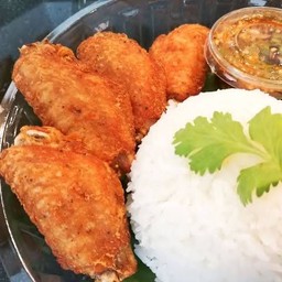 ข้าวปีกไก่ทอด 3 ปีก