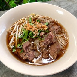 ก๋วยเตี๋ยวเนื้อตุ๋น