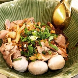 E14. แซ่บแห้งหมูคุโรบูตะ รวมมิตร