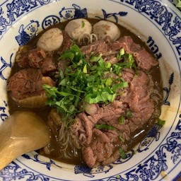 D10. น้ำตกวากิวริบอายทองสมิทธ์