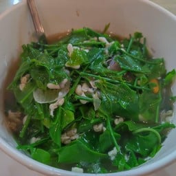 แกงผักหวานไข่มดแดง