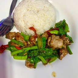 คะน้าหมูชิ้น