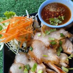 คอหมูย่าง