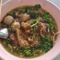 เกาเหลา ชิ้น เปื่อย เอ็นตุ๋น