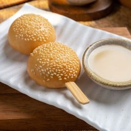 A8.หมั่นโถวทอด( 3ลูก)