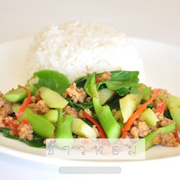 ข้าว คะน้าหมูสับ + ต้มข่าไก่
