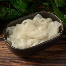 เส้นใหญ่