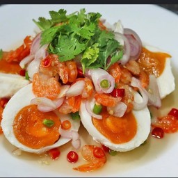 ยำไข่เค็ม