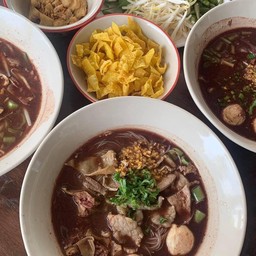 ก๋วยเตี๋ยวเรือโตเจริญ