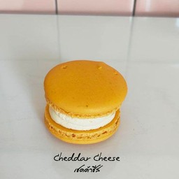 มาการองเชดด้าชีส