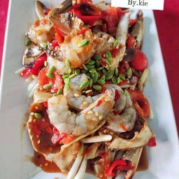 ตำปูม้ากุ้งสด