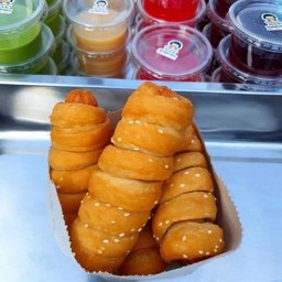 โก๋ไส้กรอก 2ชิ้น