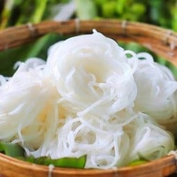 ร้านไข่มุกแซ่บนัว