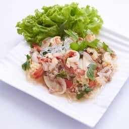ยำเส้นแก้วรวมมิตรทะเล
