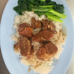 ข้าวหมูตุ๋น