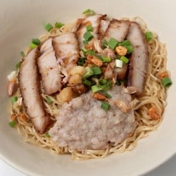 บุญเลิศ บะหมี่เกี๊ยวหมูย่างซีอิ๊ว สาขาถนนสิรินธร