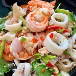 ยำมาม่าทะเล