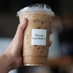 เอสเย็น (ES-YEN)