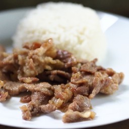 ข้าวหมูทอดน้ำปลา