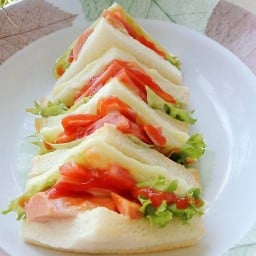 แซนวิส ชาไทย ล้านฟาติน