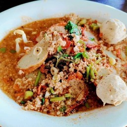 ก๋วยเตี๋ยวหมูต้มยำ